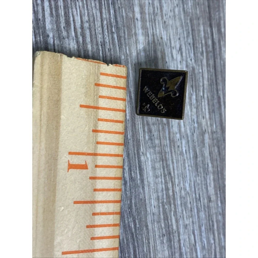 Vintage Webelos‎ Boy Scouts Metal Enamel Pin BSA Hat Lapel